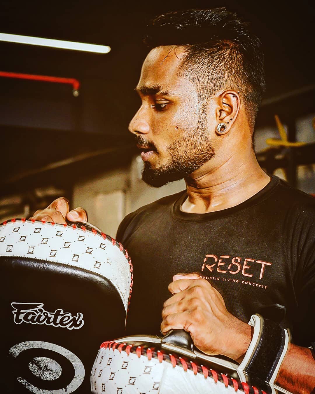 THE SECRET TO YOUR FUTURE IS HIDDEN IN YOUR DAILY ROUTINE. #muaythai #muaythaiphotography #muayt