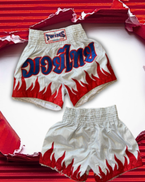 Muay Thai shortky TWINS "red flames" - bieločervené